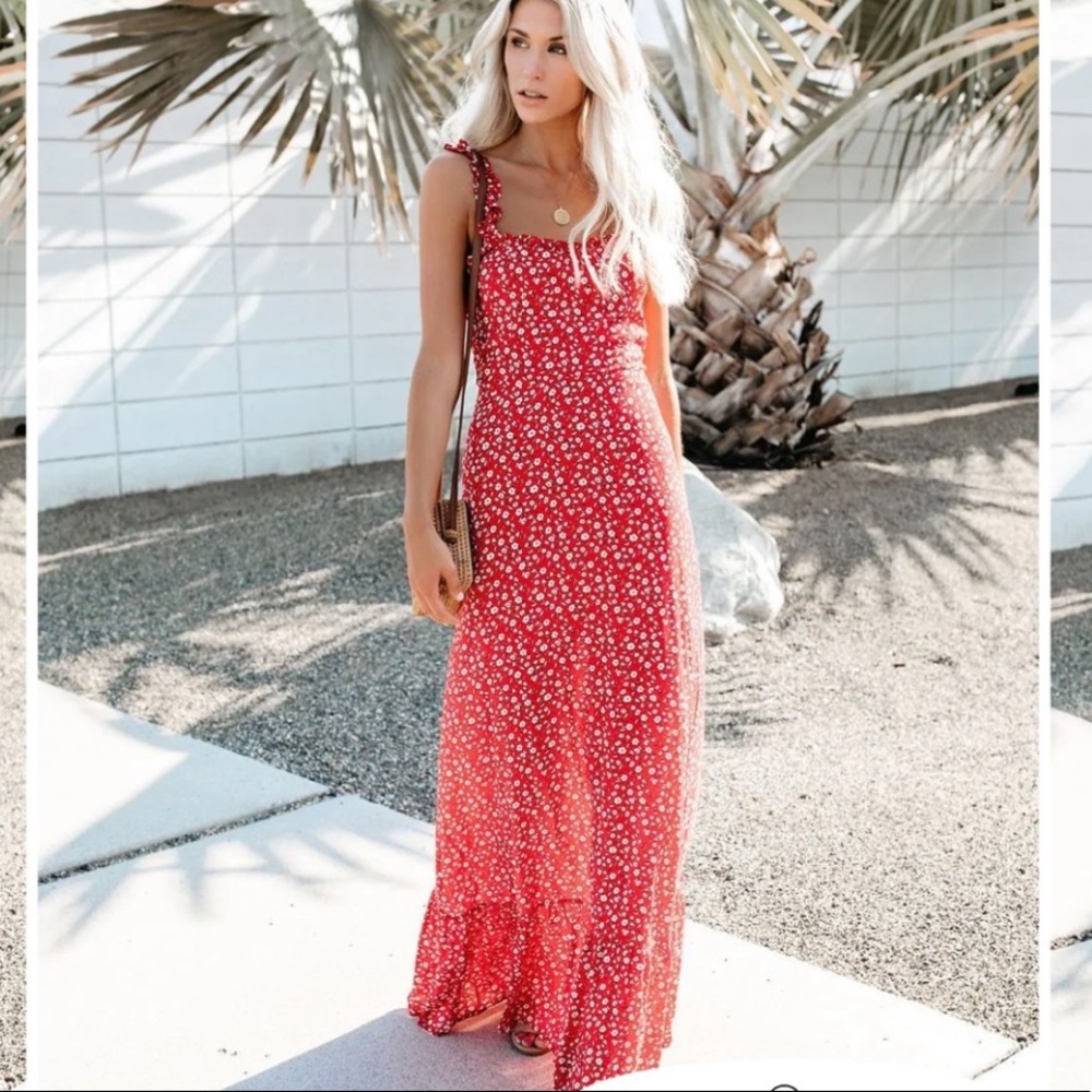 Vici floral dress! Brand new!